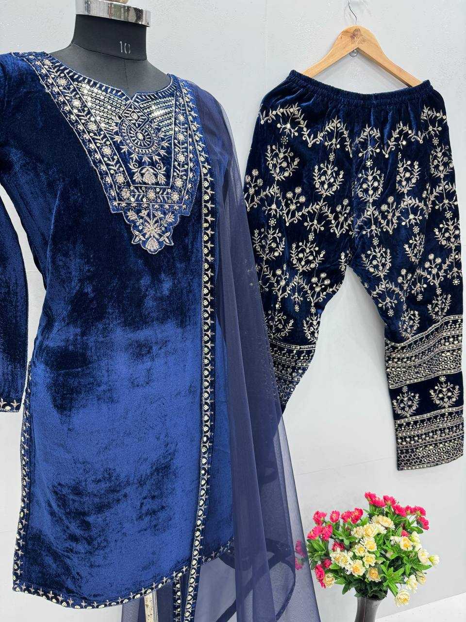 YNF VELVET KESH239 187 SUITS & DRESSES PAKISTANI WEDDING LADIES SUITS MANUFACTUR- Kapda Export