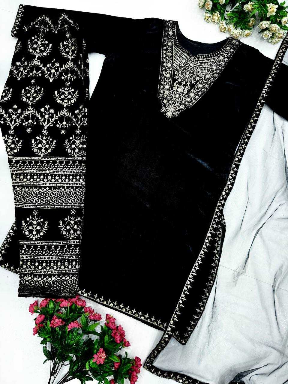 YNF VELVET KESH239 187 SUITS & DRESSES PAKISTANI WEDDING LADIES SUITS MANUFACTUR- Kapda Export