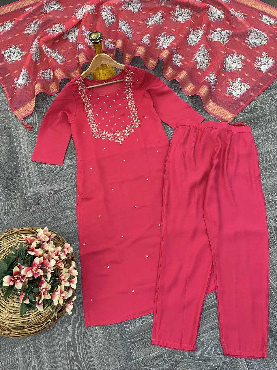 YNF VISCOSE CHANDERI RIN174 RAVIYA SUITS & DRESSES WHOLESALE EMBROPIDERY CHANDERI WEDDING PINK SUITS MANUFACTURE- Kapda Export