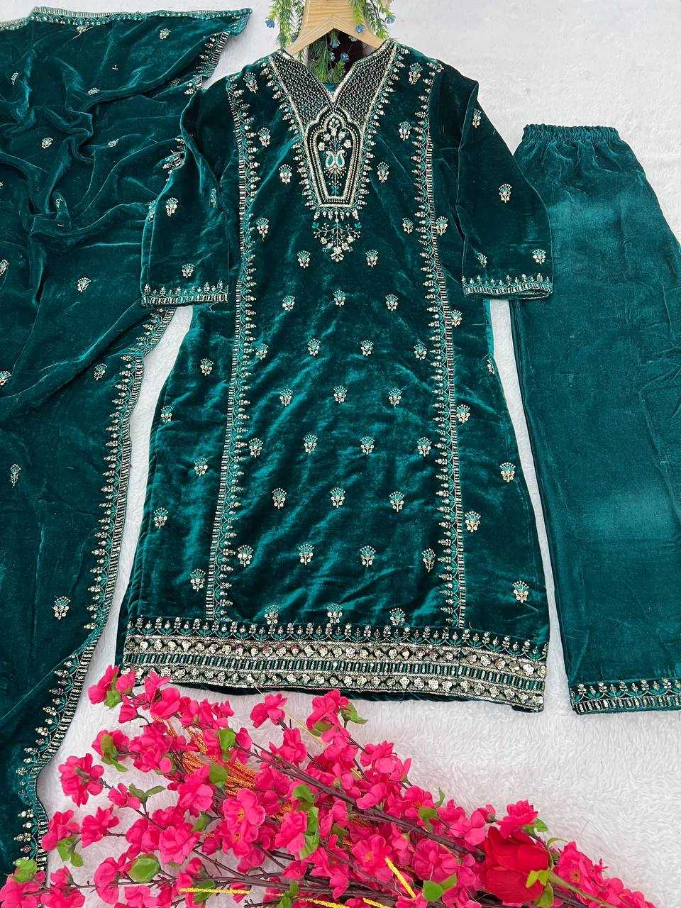 YNF VELVET KESH399 3132 SUITS & DRESSES WHOLESALE HIGH-LOW WEDDING EID SUITS MANUFACTURER- Kapda Export