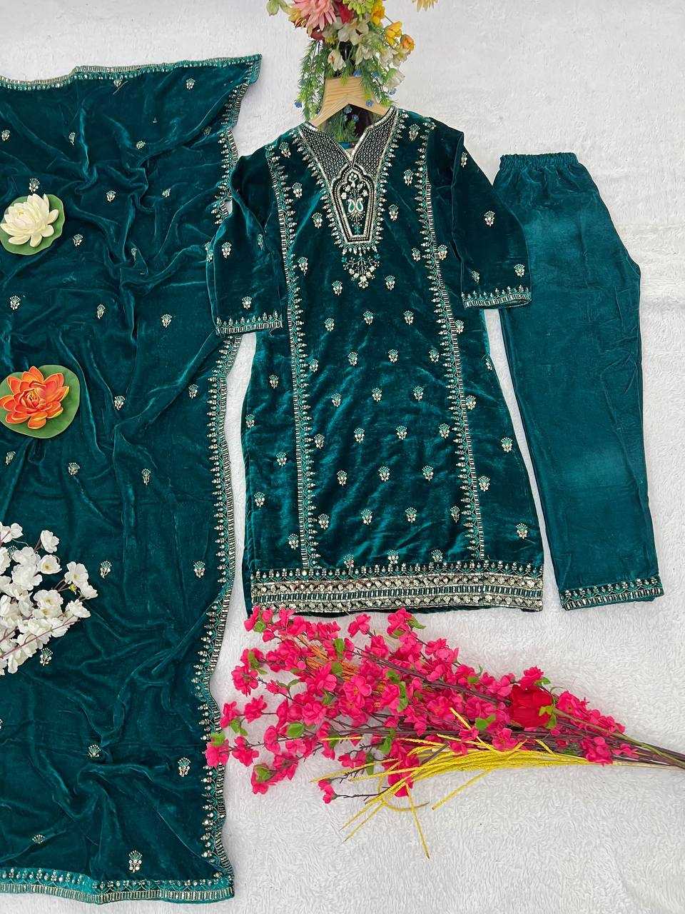 YNF VELVET KESH399 3132 SUITS & DRESSES WHOLESALE HIGH-LOW WEDDING EID SUITS MANUFACTURER- Kapda Export