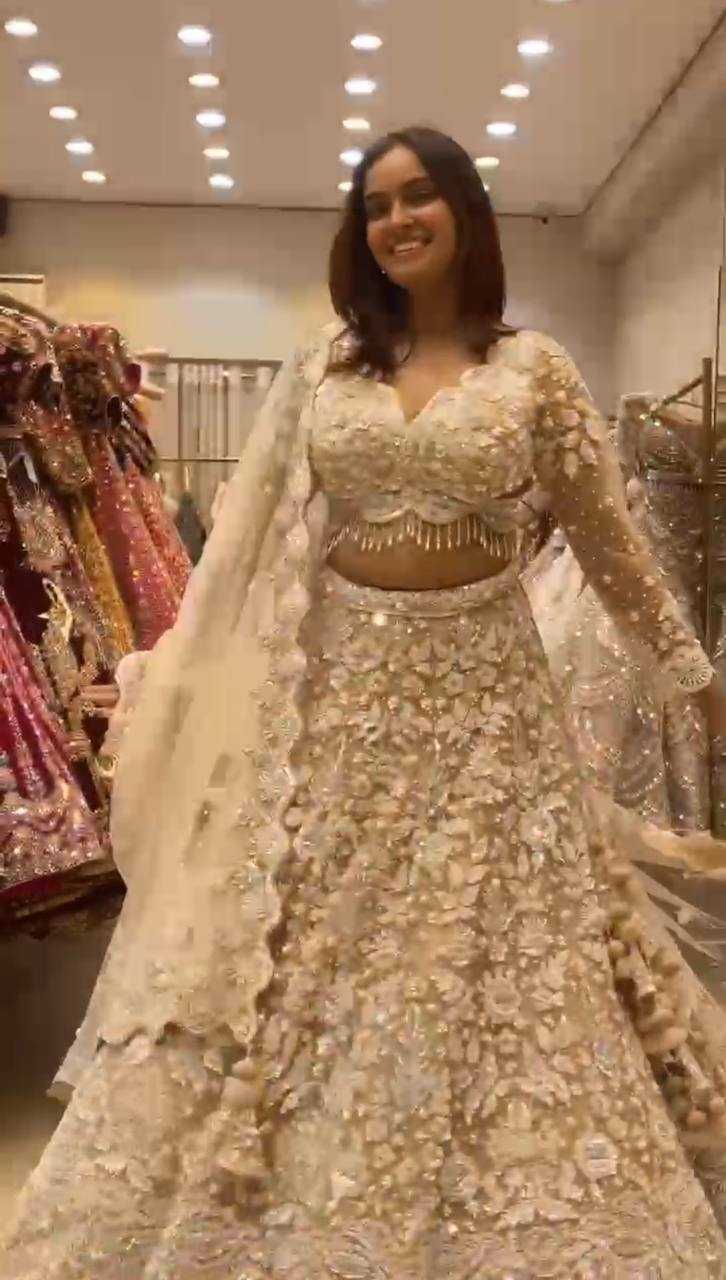 YNF BUTTERFLY NET RIN108 1638 LEHENGAS WHOLESALE FANCY NET FANCY EMBROIDERED LEHENGAS MANUFACTURER