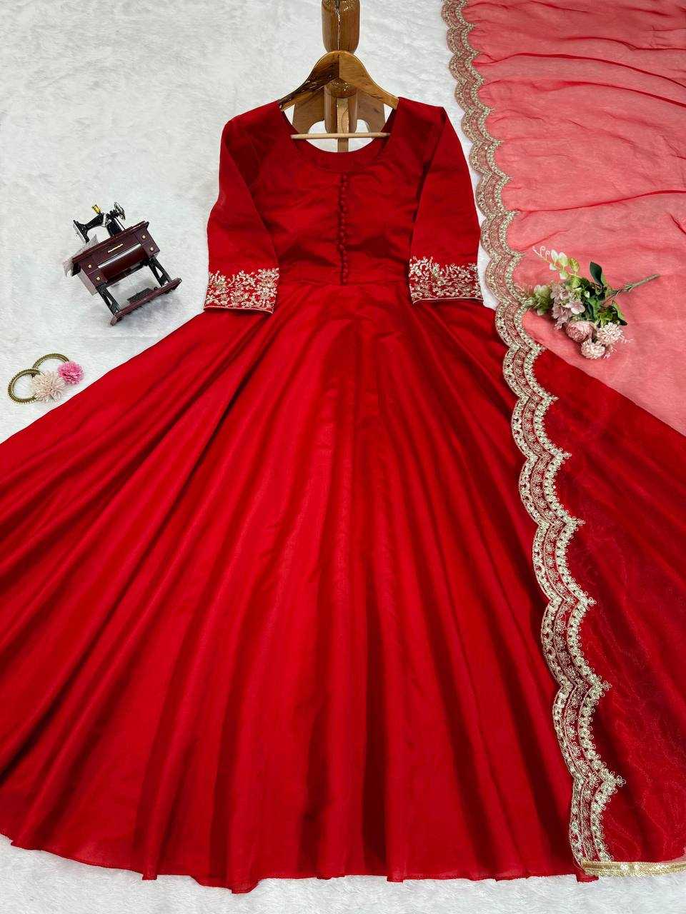 YNF TAPETA SILK RIN169 5751 GOWNS WHOLESALE LONG EMBROIDERY WORK GOWNS MANUFACTURER