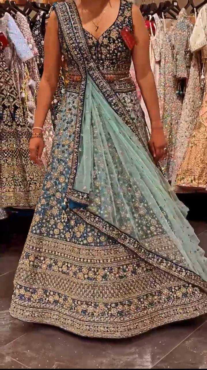 YNF CHINON SILK RIN108 1641 LEHENGAS WHOLESALE DESIGNER TRADITIONAL EMBROIDERED LEHENGAS MANUFACTURER