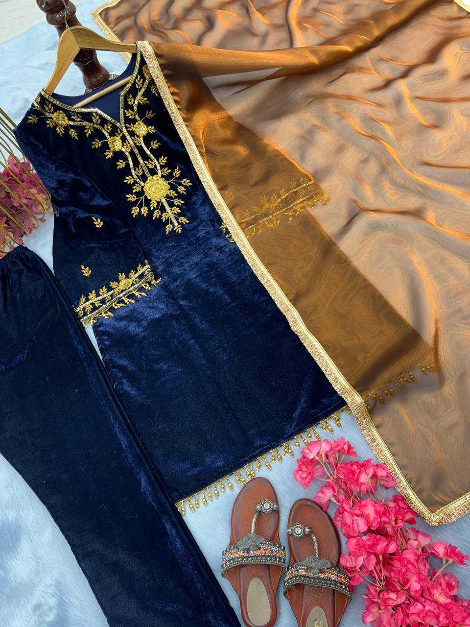 YNF VELVET KESH141 1066 SUITS & DRESSES ISLAMIC CLOTHING WHOLESALE EMBROIDERY PAKISTANI VELVET KASHMIRI LADIES SILK SUITS MANUFACTURER 