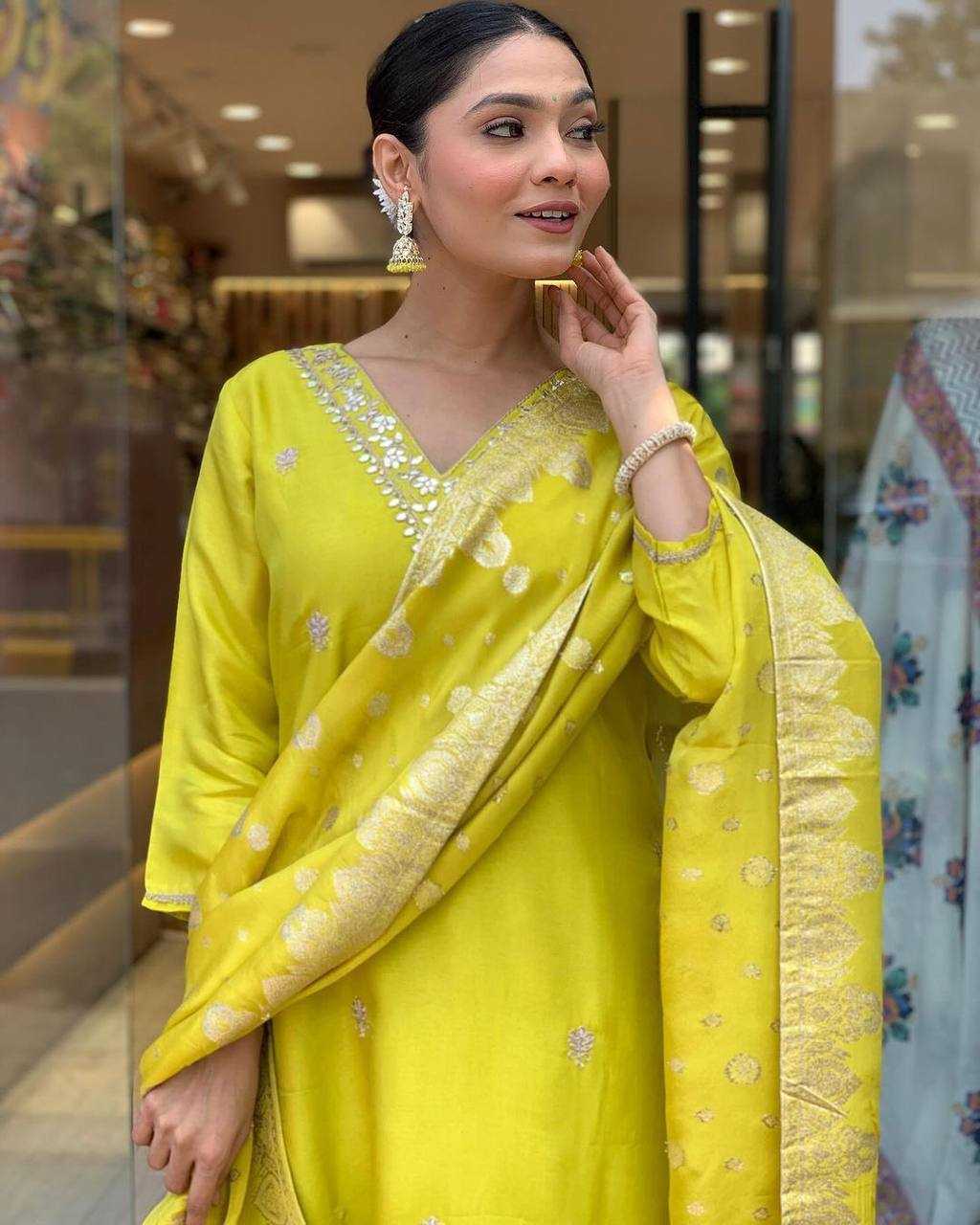 YNF HEAVY ROMAN SILK KESH211 LDY55 SUITS & DRESSES WHOLESALE EMBROIDERY LADIES SILK PARTY WEAR ZARI WORK SUITS MANUFACTURER