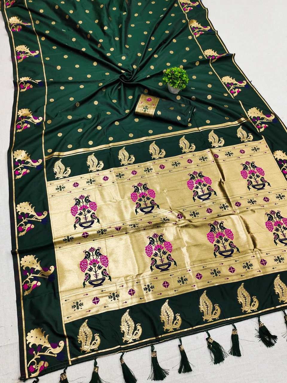 YNF PAITAHNI SILK RIN150 Avantika Gold SILK SAREES WHOLESALE PAITHANI SOFT SILK TRADITIONAL SILK PURE ZARI SILK SAREES MANUFACTURER