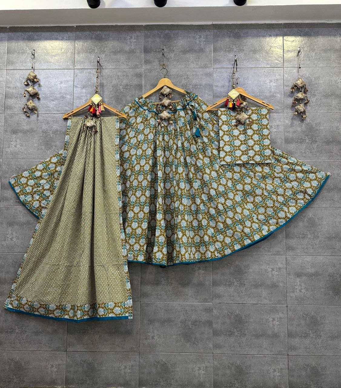 YNF COTTON CAMBRIC KESH179 AHB68 LEHENGAS WHOLESALE PRINTED CHANIYA CHOLI SIMPLE LEHENGAS MANUFACTURER