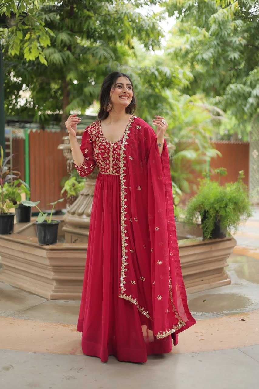 YNF FAUX BLOOMING KESH132 9208 GOWNS WHOLESALE EMBROIDERY LONG RED WEDDING GOWNS MANUFACTURER- Kapda Export