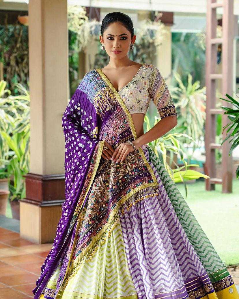 YNF MUSLIN COTTON KESH216 240 LEHENGAS WHOLESALE TRADITIONAL LEHENGA WITH DUPATTA LEHENGA WITH BLOUSE BLUE LEHENGAS MANUFACTURER   