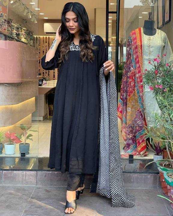 YNF MUSLIN KESH164 G46 SUITS & DRESSES WHOLESALE ANARKALI LONG KURTI BLACK SALWAR SUITS MANUFACTURE