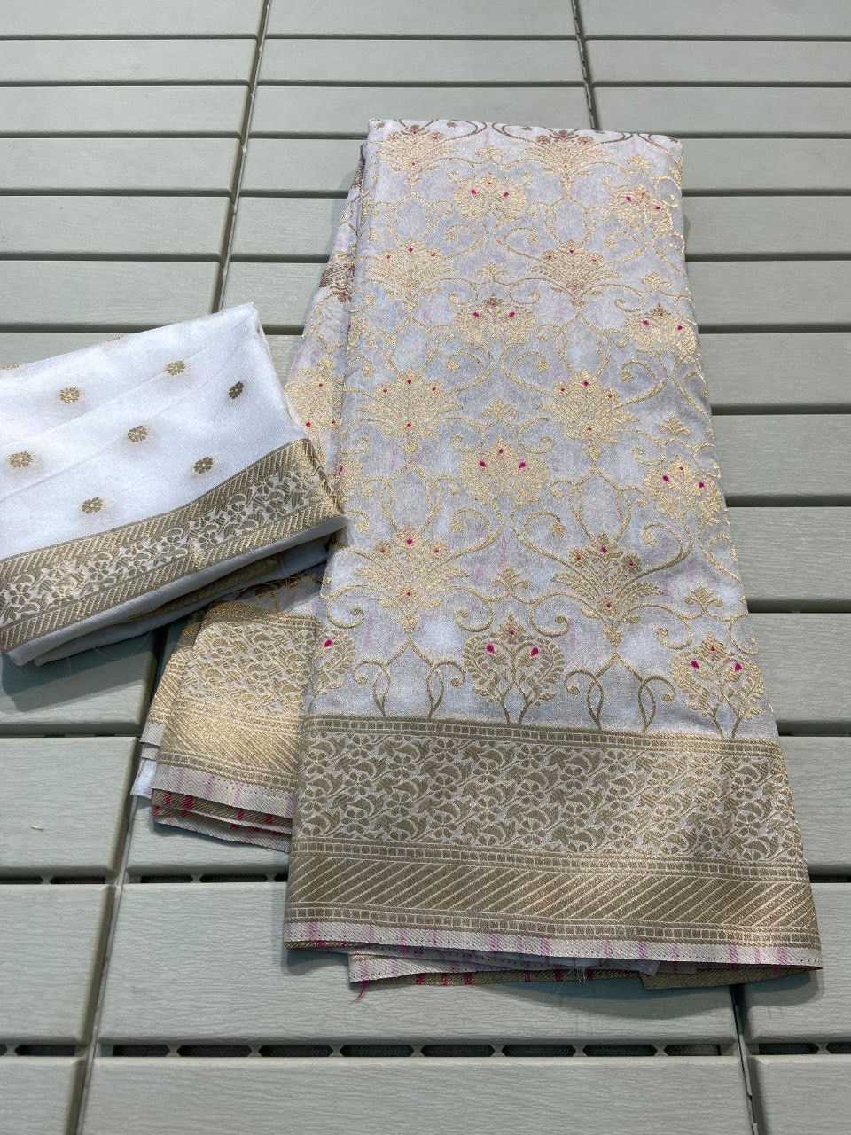 YNF BANARASI SOFT SILK RIN138 RLC01 SAREES WHOLESALE BANARASI SILK PURE ZARI SILK BRORDER SILK SAREES MANUFACTURER- Kapda Export