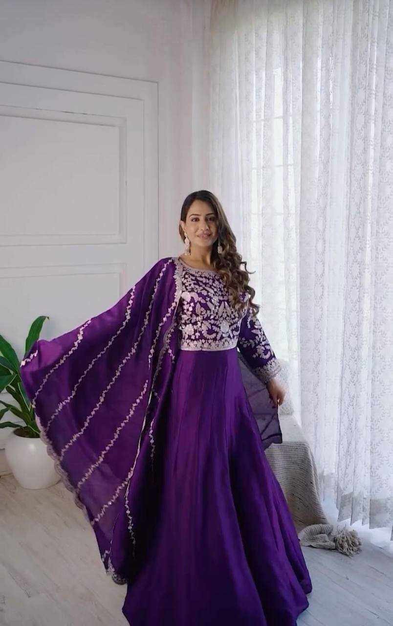 YNF CHINON KESH120 206 GOWNS WHOLESALE PURPLE ANARAKLI EMBROIDERY SILK GOWNS MANUFACTURER- Kapda Export