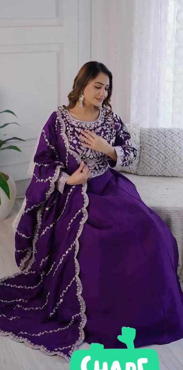 YNF CHINON KESH120 206 GOWNS WHOLESALE PURPLE ANARAKLI EMBROIDERY SILK GOWNS MANUFACTURER- Kapda Export