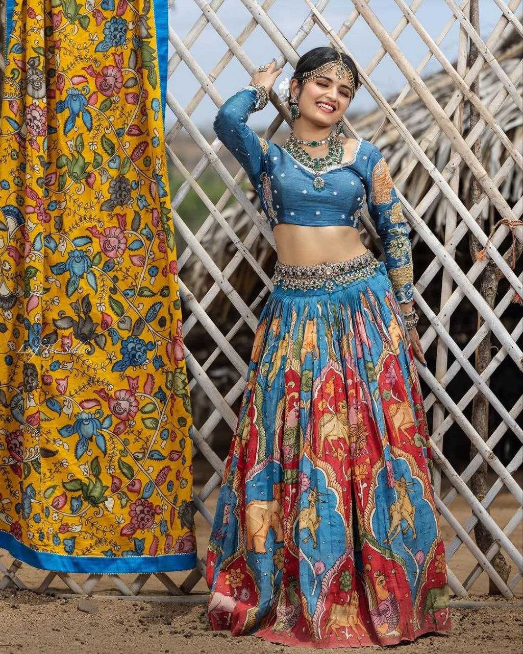 YNF CHINON KESH189 VET20 LEHENGAS WHOLESALE KALAMKARI TRADITIONAL PRINTED SILK LEHENGAS MANUFACTURER- Kapda Export