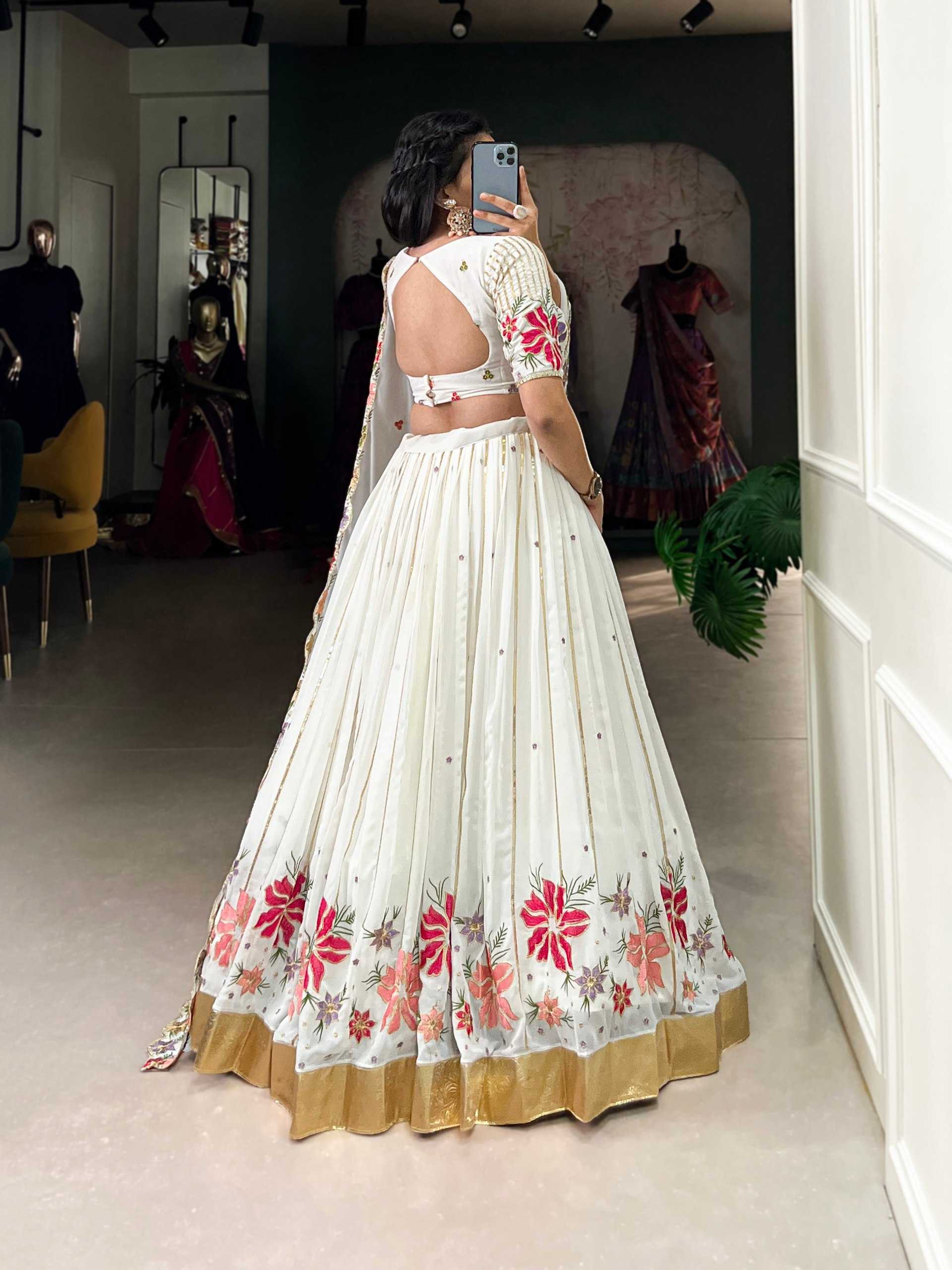 YNF GEOREGTTE KESH134 1413 LEHENGAS WHOLESALE EMBROIDERED GEOREGTTE SEQUNIS WHITE LEHENGAS MANUFACTURER- Kapda Export