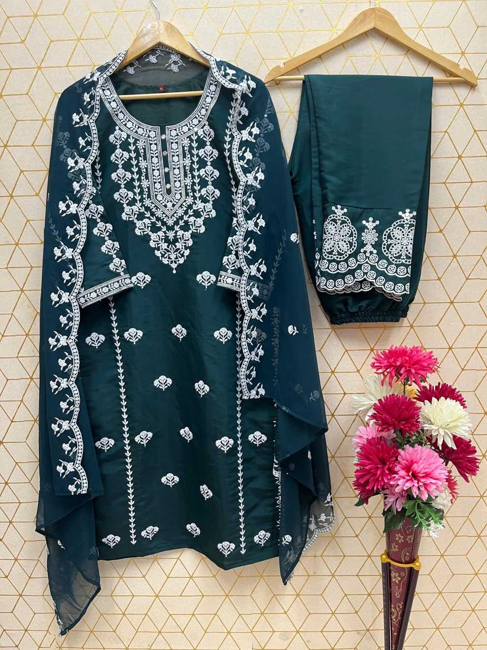 YNF ROMAN SILK KESH247 7013 SUITS & DRESSES WHOLESALE EMBROPIDERY PAKISTANI LADIES SUITS MANUFACTURE- Kapda Export