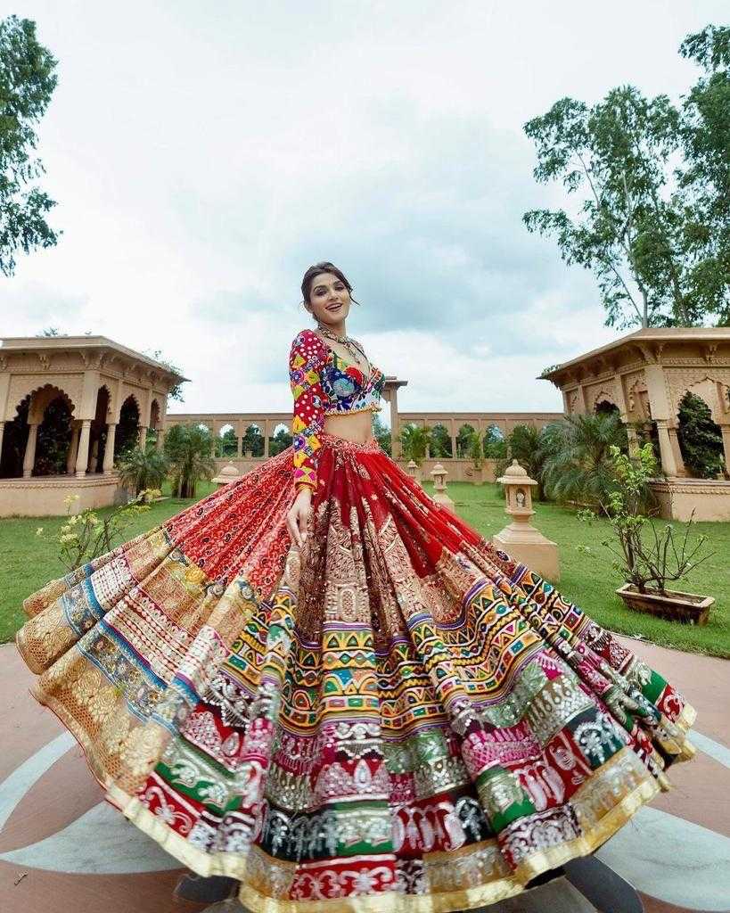 YNF SOFT BUTTER SILK KESH196 1467 LEHENGAS WHOLESALE SILK TRADITIONAL PRINTED LEHENGAS MANUFACTURER- Kapda Export