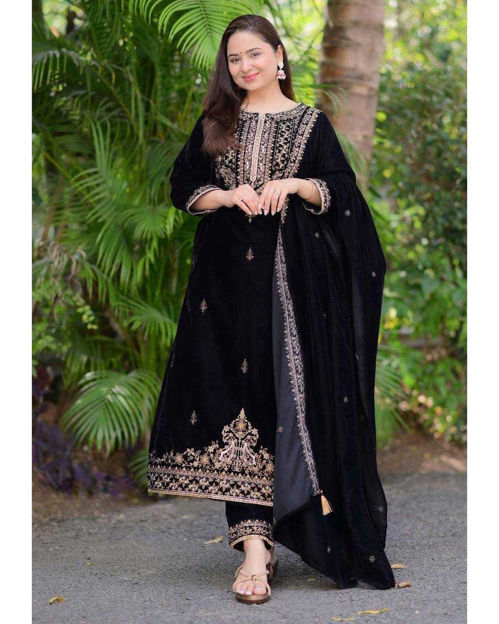 YNF VELVET KESH123 5213 SUITS & DRESSES WHOLESALE EMBROIDEREY PARTY WEAR BLACK SALWAR VELVET SUITS MANUFACTURE- Kapda Export