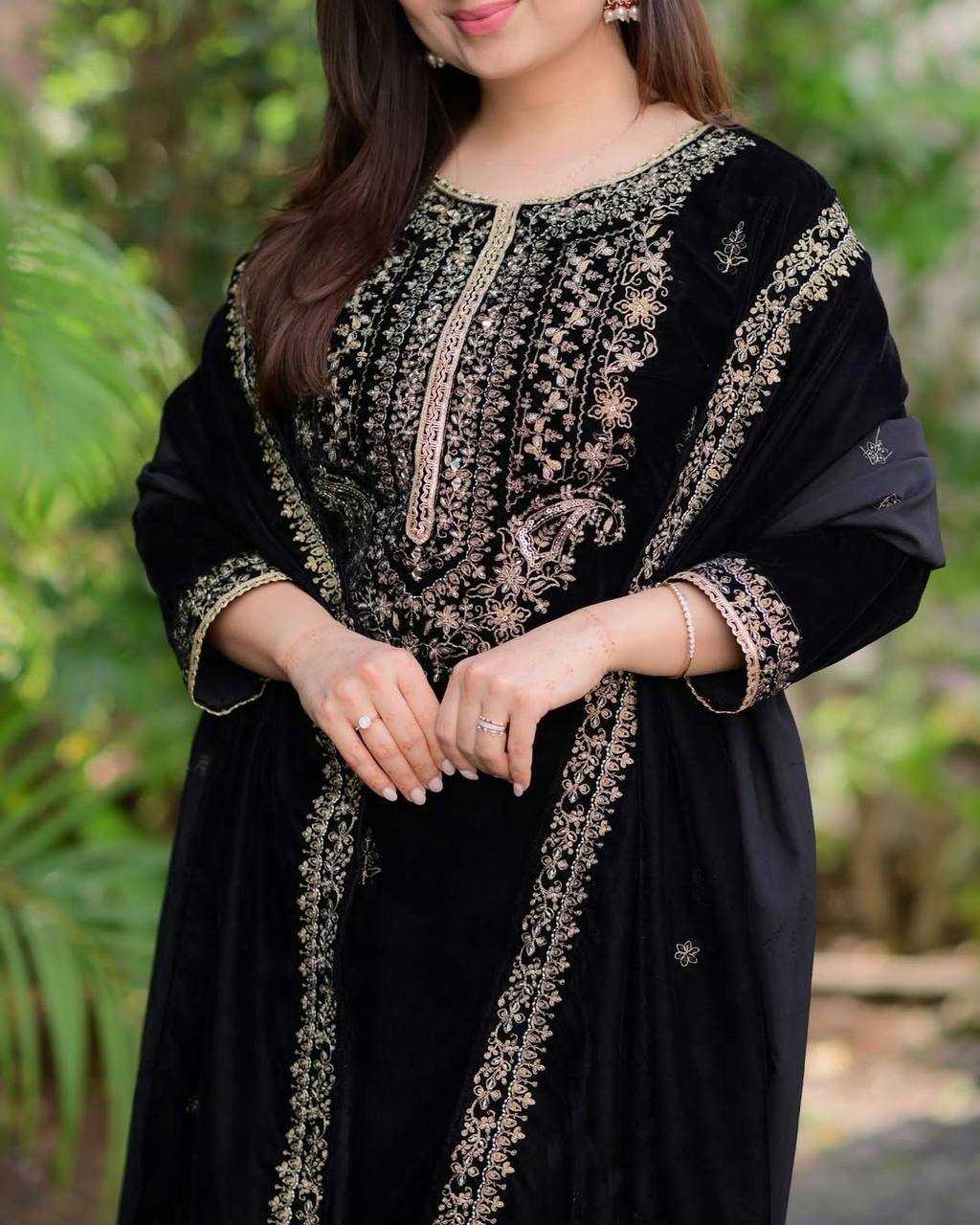 YNF VELVET KESH123 5213 SUITS & DRESSES WHOLESALE EMBROIDEREY PARTY WEAR BLACK SALWAR VELVET SUITS MANUFACTURE- Kapda Export