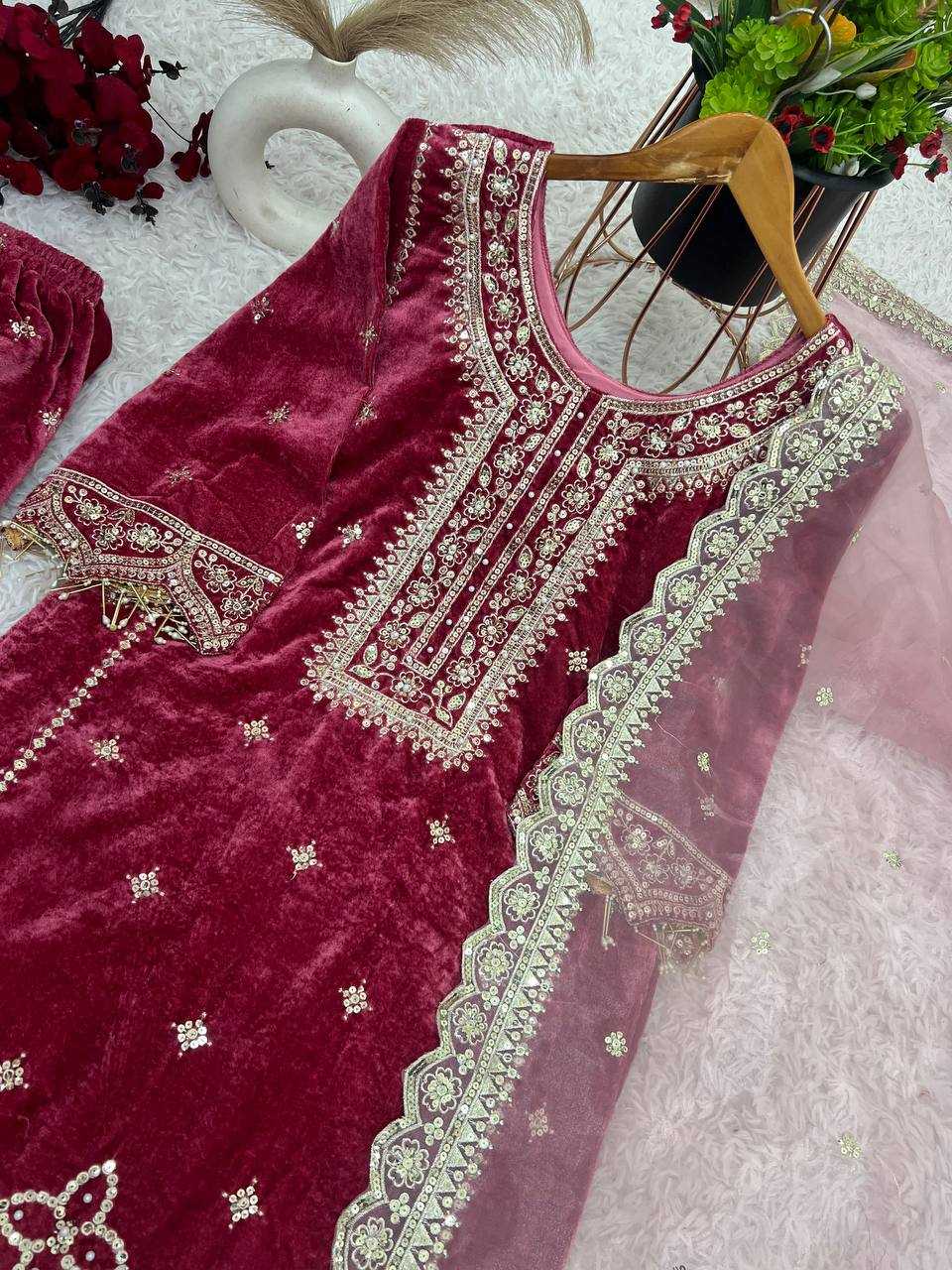 YNF VELVET KESH124 828S UITS & DRESSES WHOLESALE PAKISTANI EMBROIDERY VELVET EID COLLECTIONS SUITS MANUFACTURE- Kapda Export