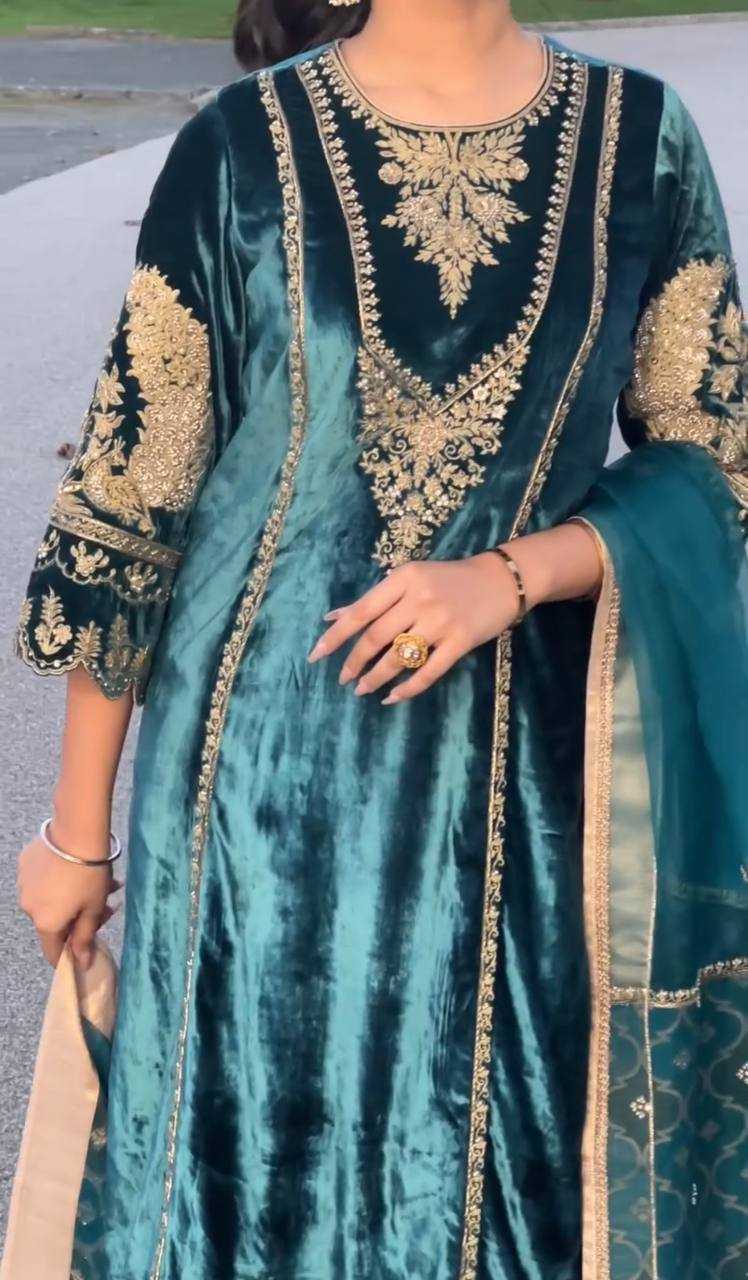 YNF VELVET KESH128 400 SUITS & DRESSES WHOLESALE VELVET PARTY WEAR EMBROIDERY SUITS MANUFACTURE- Kapda Export