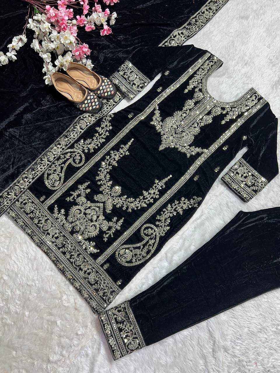 YNF VELVET KESH145 3025 SUITS & DRESSES WHOLESALE EMBROIDERED VELVET PARTY WEAR BLACK SUITS MANUFACTURE- Kapda Export