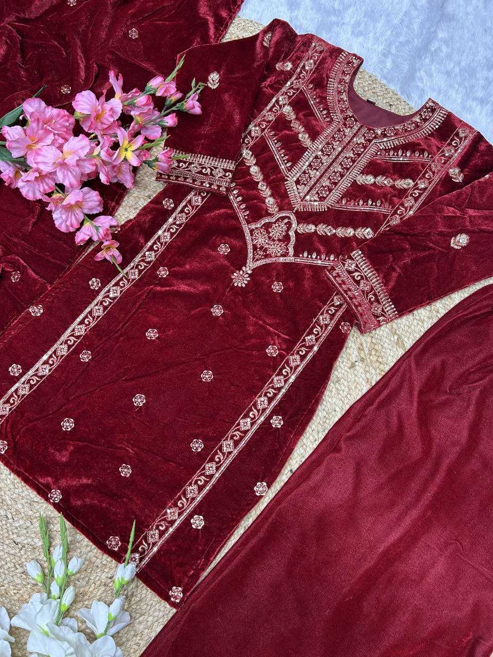 YNF VELVET KESH164 G80 SUITS & DRESSES WHOLESALE EMBROIDEREY PARTY WEAR VELVET SUITS MANUFACTURE- Kapda Export