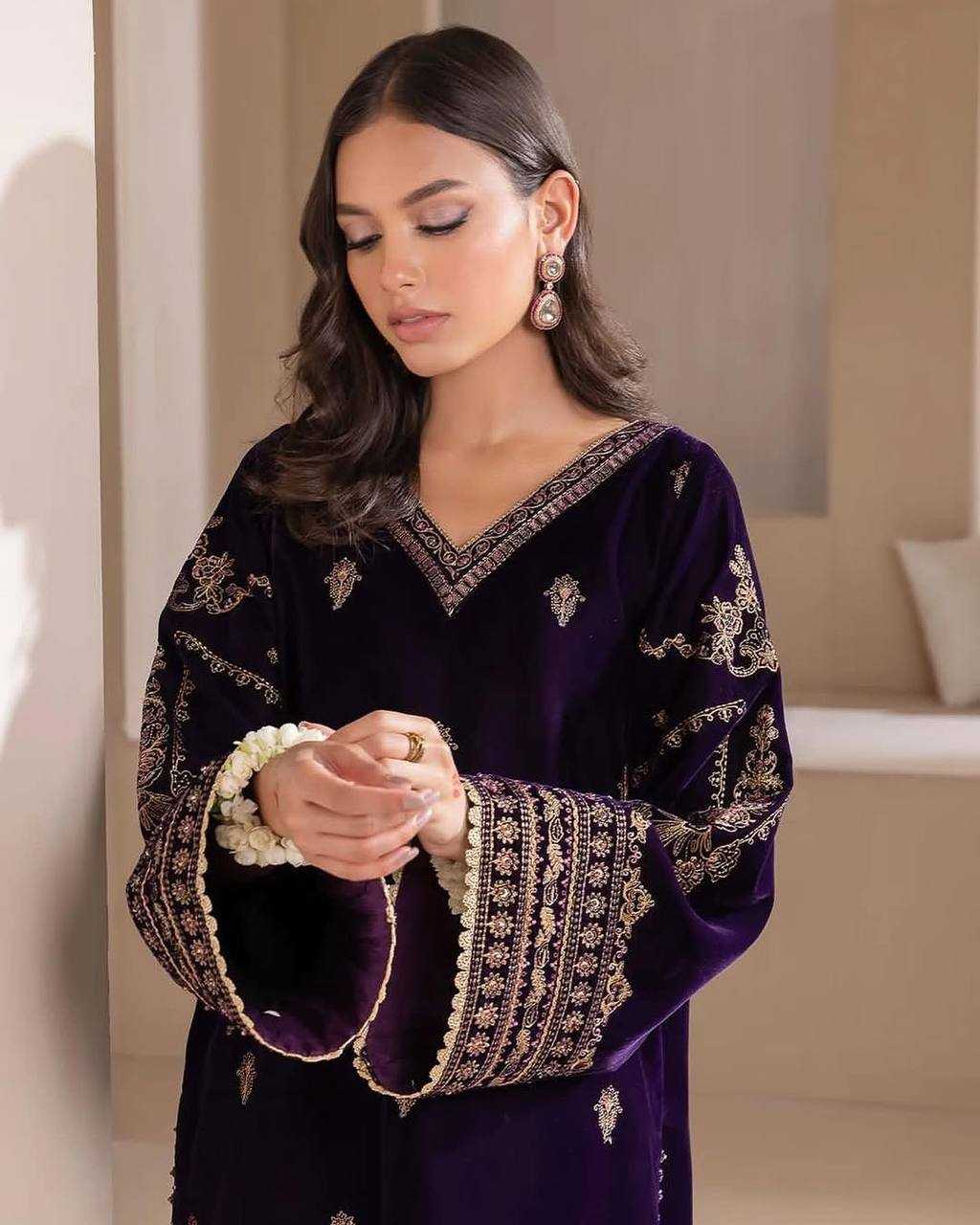 YNF VELVET RIN110 289 SUITS & DRESSES WHOLESALE BLUE EMBROIDERED PARTY WEAR VELVET PAKISTANI SUITS MANUFACTURER- Kapda Export