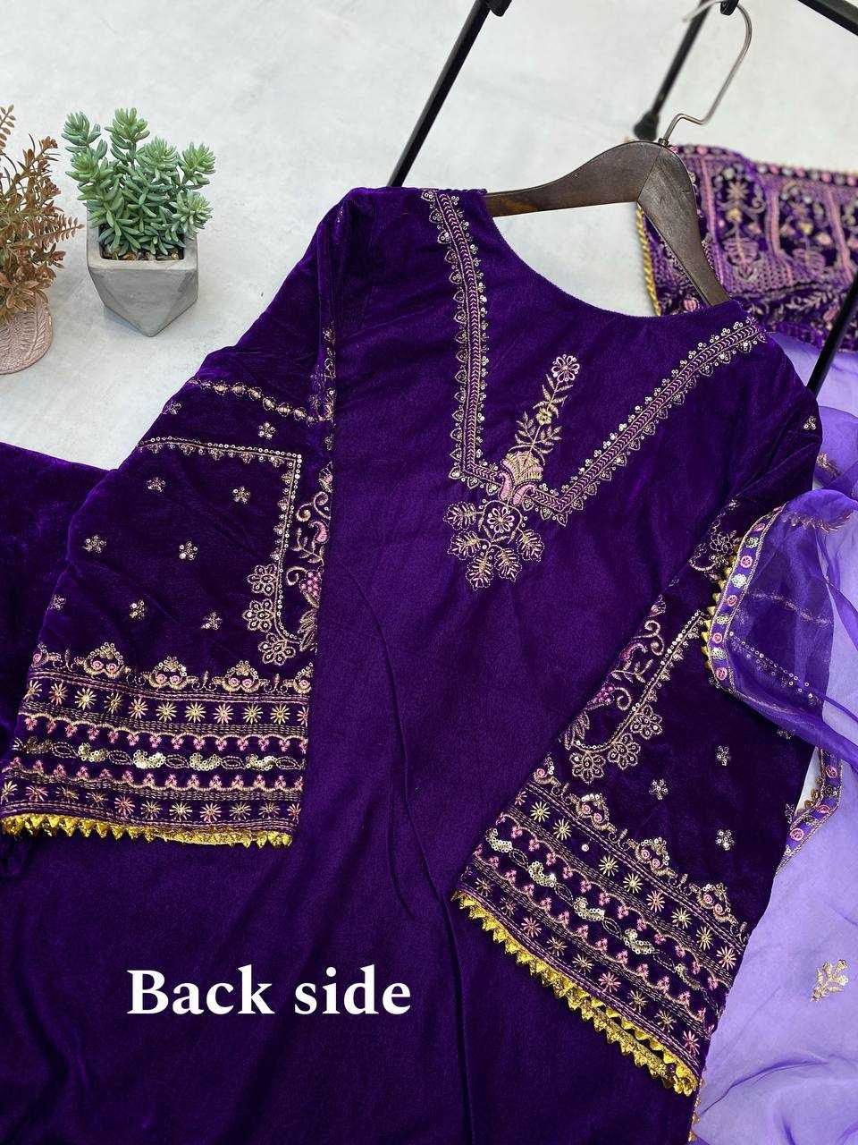 YNF VELVET RIN110 289 SUITS & DRESSES WHOLESALE BLUE EMBROIDERED PARTY WEAR VELVET PAKISTANI SUITS MANUFACTURER- Kapda Export