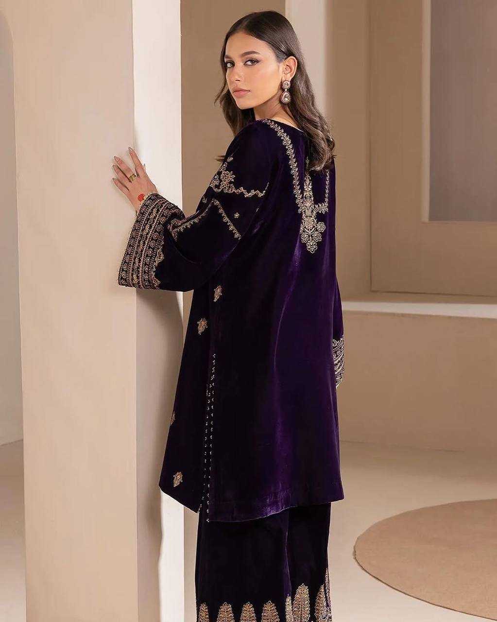 YNF VELVET RIN110 289 SUITS & DRESSES WHOLESALE BLUE EMBROIDERED PARTY WEAR VELVET PAKISTANI SUITS MANUFACTURER- Kapda Export