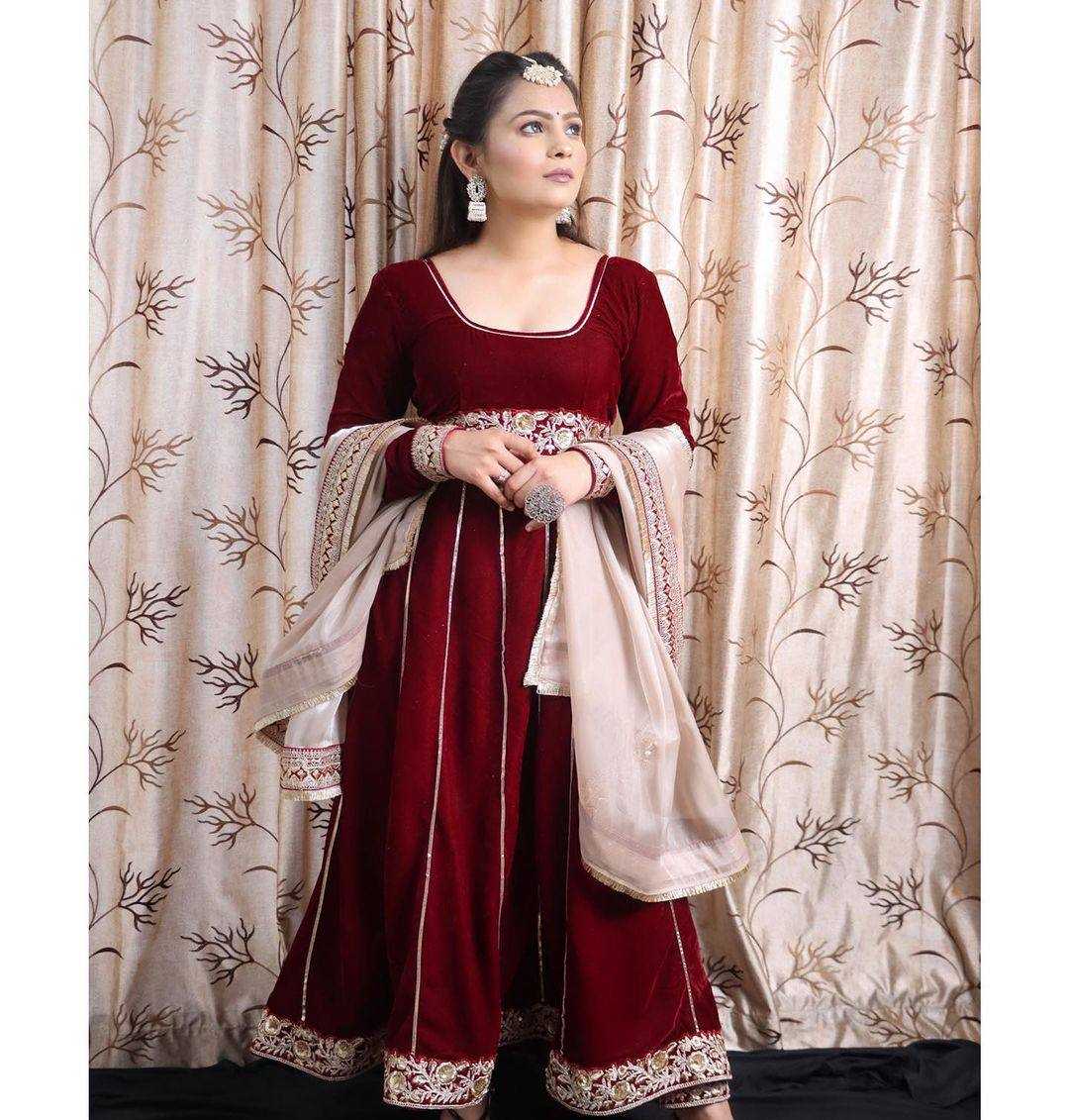 YNF VELVET RIN181 1070 GOWNS WHOLESALE EMBROIDERY ANARAKLLI MAROON VELVET GOWNS MANUFACTURER- Kapda Export