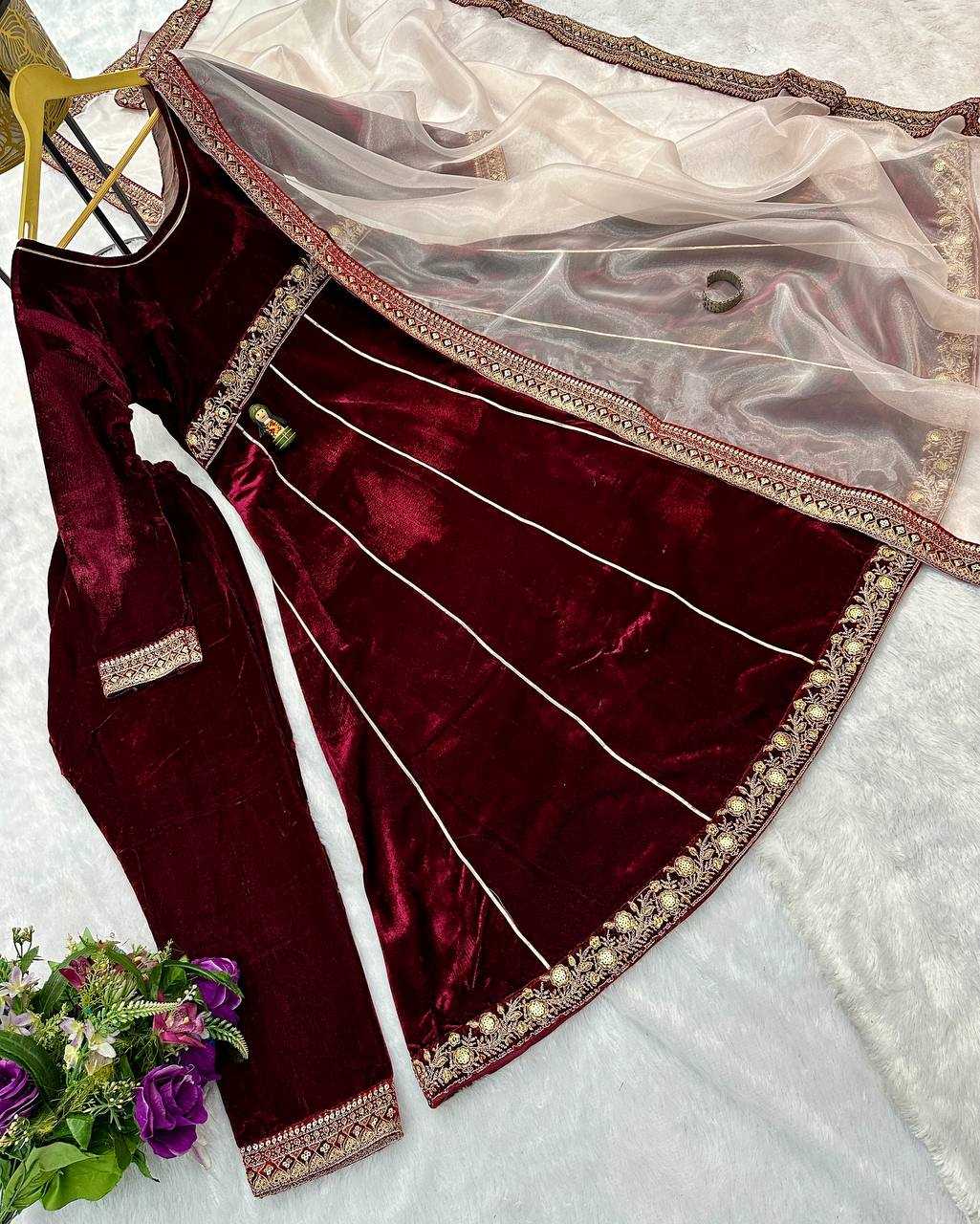 YNF VELVET RIN181 1070 GOWNS WHOLESALE EMBROIDERY ANARAKLLI MAROON VELVET GOWNS MANUFACTURER- Kapda Export