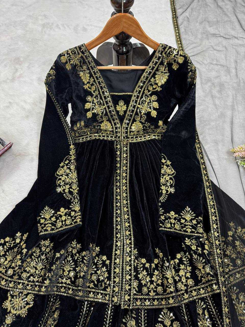 YNF VELVET RIN201 5788 SUITS & DRESSES WHOLESALE PARTY WEAR BLACK SALWAR PAKISTANI EMBROIDERY VELVET EID COLLECTIONS SUITS MANUFACTURE- Kapda Export