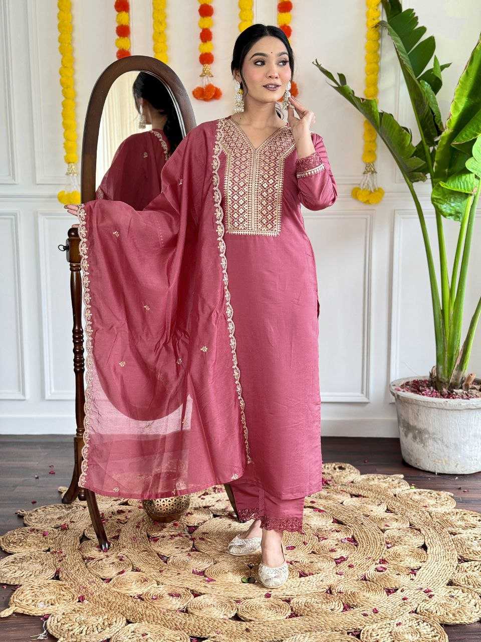 YNF VISCOSE CHANDERI RIN174 MADHVI   & DRESSES WHOLESA EMBRODERY WEDDING CHANDERI SUITS MANUFACTURER- Kapda Export