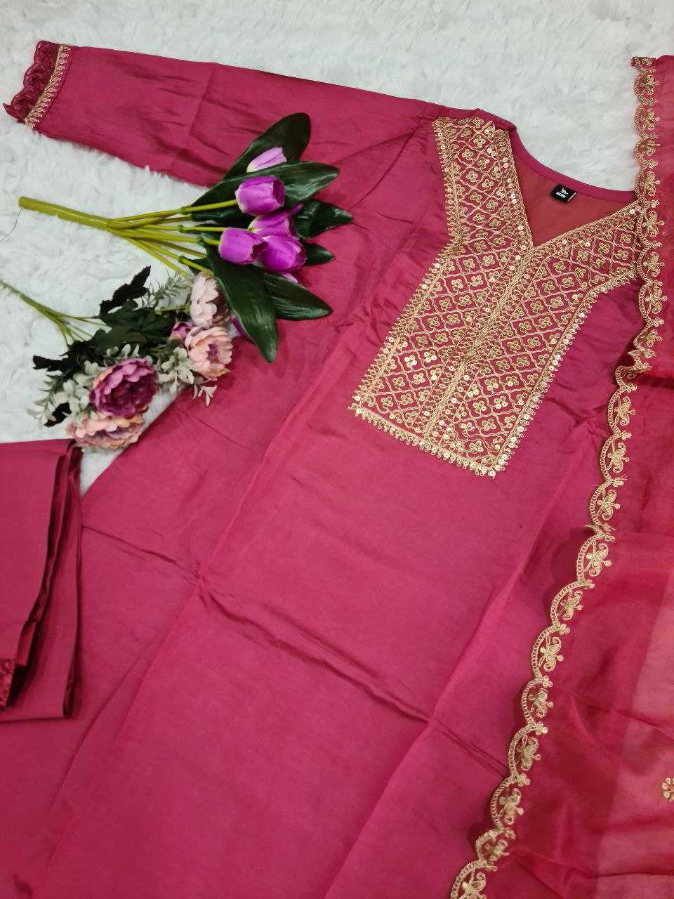 YNF VISCOSE CHANDERI RIN174 MADHVI   & DRESSES WHOLESA EMBRODERY WEDDING CHANDERI SUITS MANUFACTURER- Kapda Export