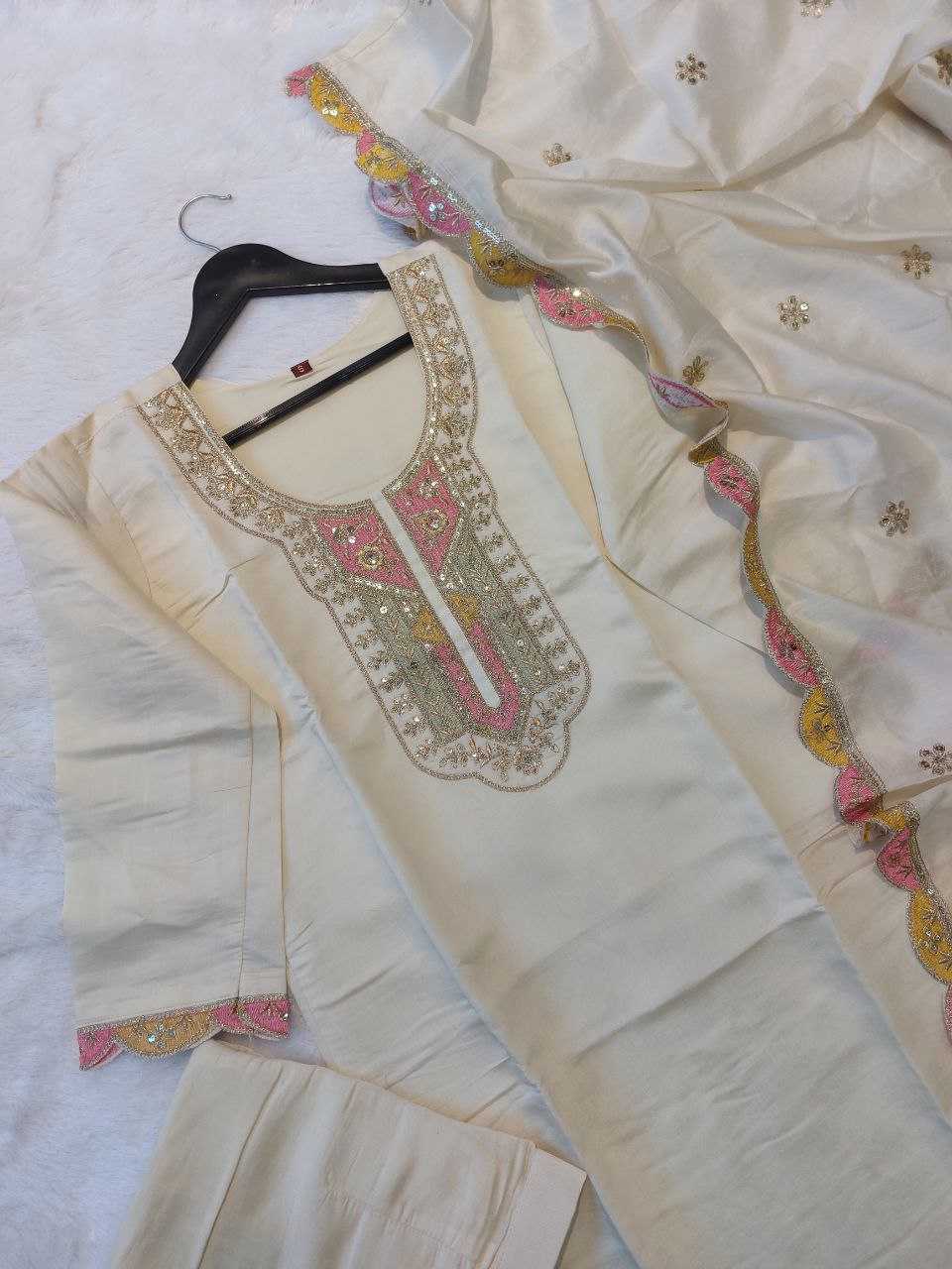 YNF VISCOSE CHANDERI RIN201 RRD41 SUITS & DRESSES WHOLESALE EMBROIDERY WEDDING CHNADERI WHITE SUITS MANUFACTURE- Kapda Export