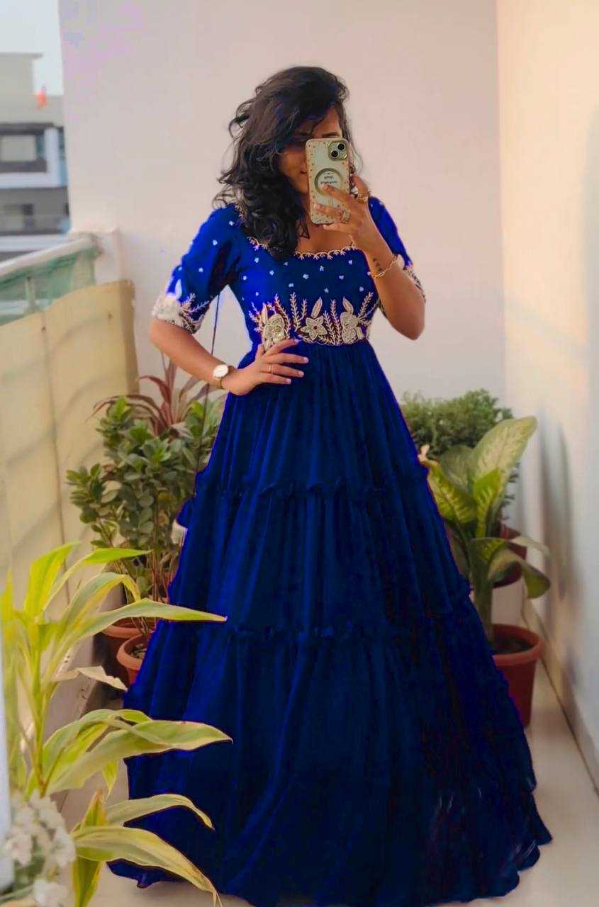 YNF HEAVY CHINNON SILK KESH367  04 GOWNS WHOLESALE EMBROIDERY SEQUIN LAYERED GOWNS MANUFACTURER- Kapda Export