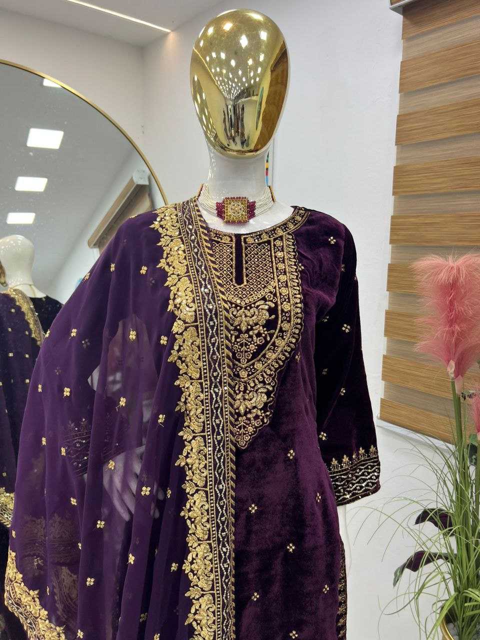Ynf Velvet KESH158 6002 Gowns Wholesale Embroidery Gowns Velvet Gowns Gown With Dupatta Manufacturer- Kapda Export