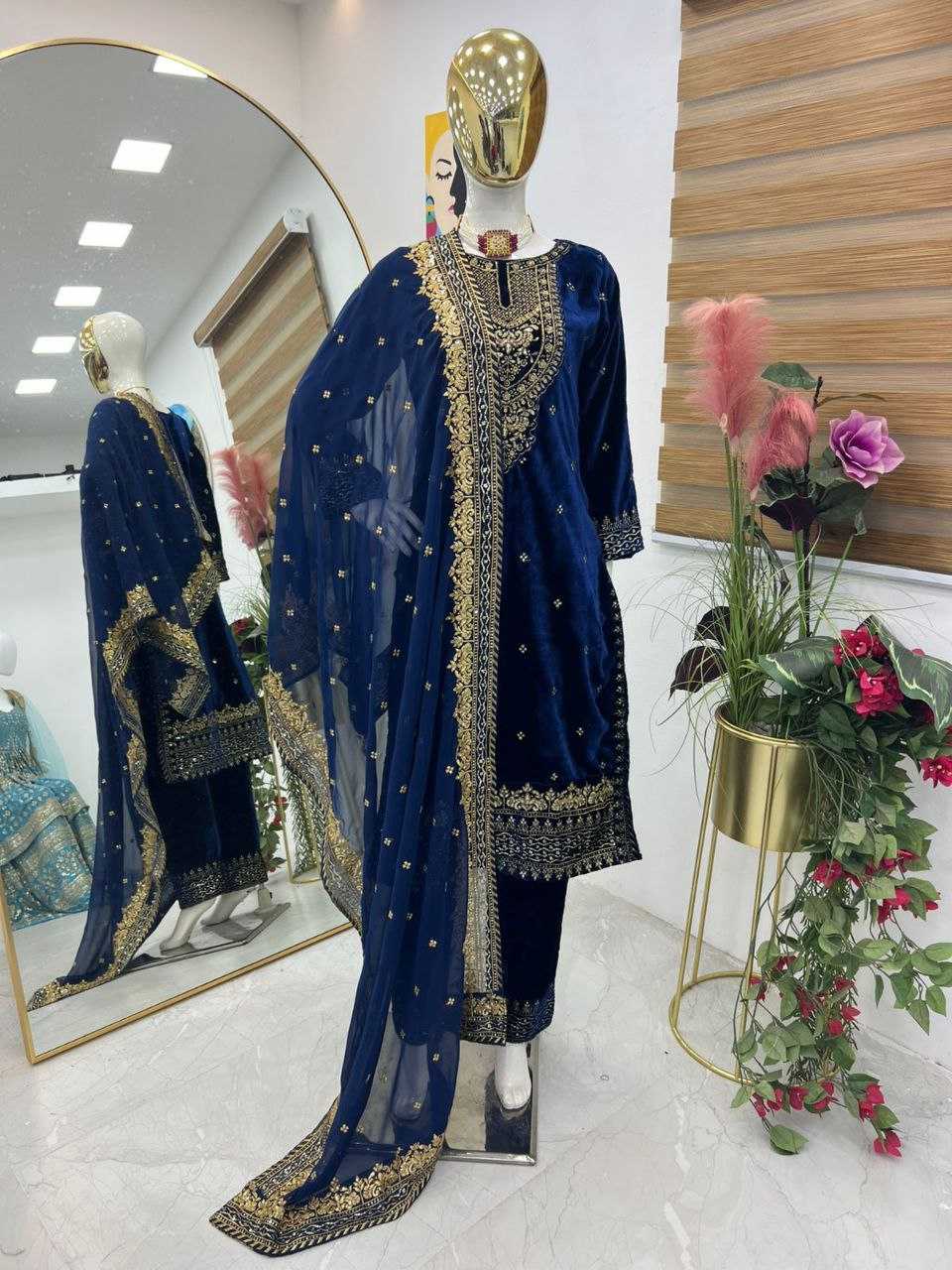 Ynf Velvet KESH158 6002 Gowns Wholesale Embroidery Gowns Velvet Gowns Gown With Dupatta Manufacturer- Kapda Export