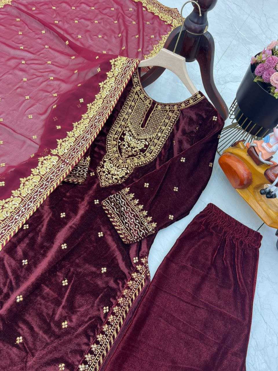 Ynf Velvet KESH158 6002 Gowns Wholesale Embroidery Gowns Velvet Gowns Gown With Dupatta Manufacturer- Kapda Export