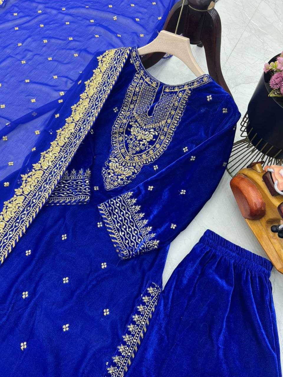 Ynf Velvet KESH158 6002 Gowns Wholesale Embroidery Gowns Velvet Gowns Gown With Dupatta Manufacturer- Kapda Export