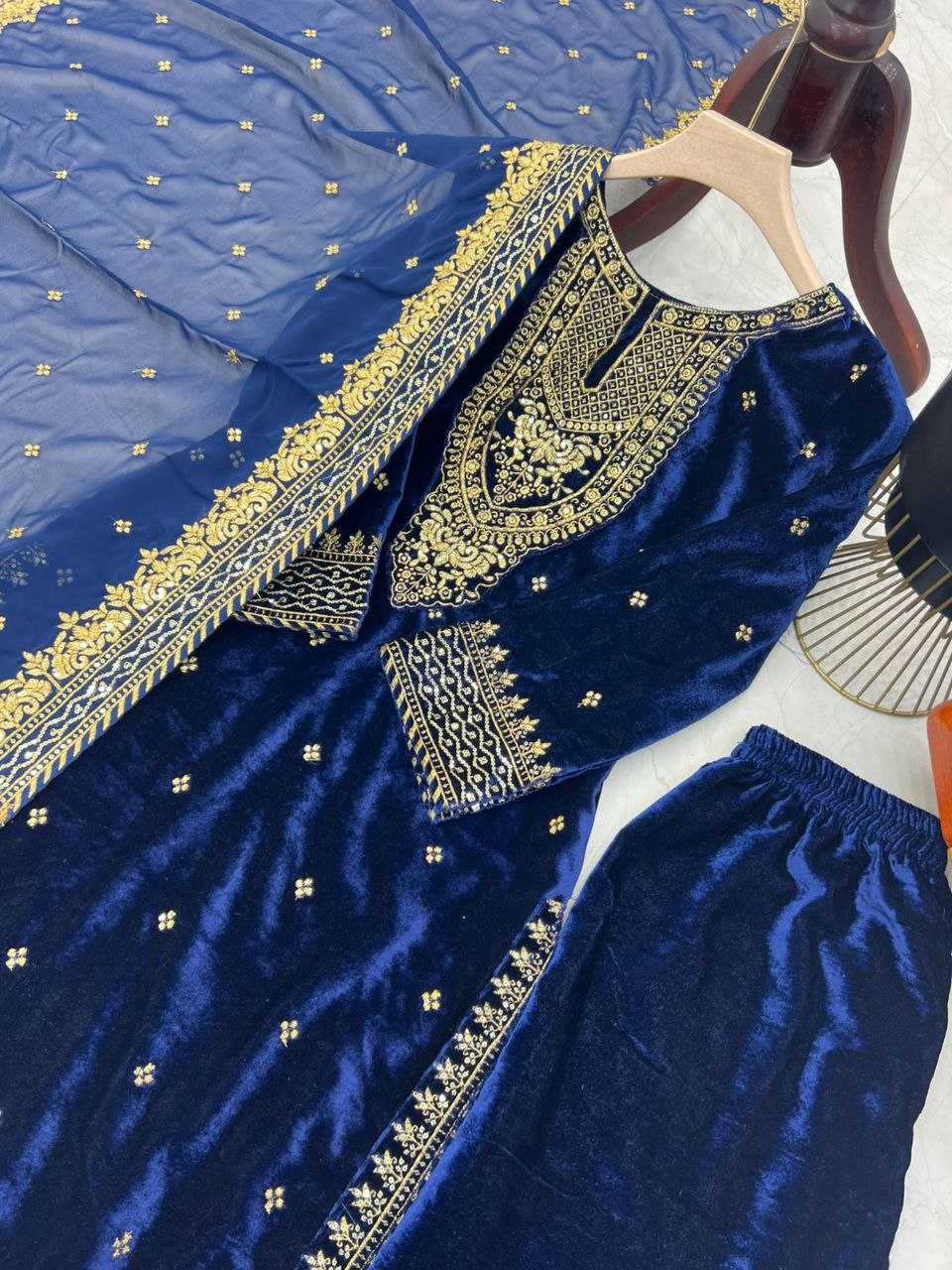 Ynf Velvet KESH158 6002 Gowns Wholesale Embroidery Gowns Velvet Gowns Gown With Dupatta Manufacturer- Kapda Export