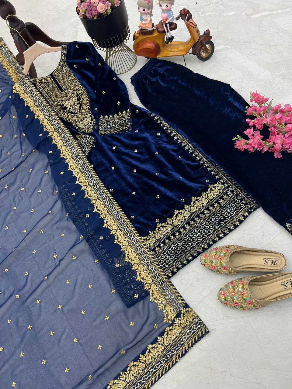 Ynf Velvet KESH158 6002 Gowns Wholesale Embroidery Gowns Velvet Gowns Gown With Dupatta Manufacturer- Kapda Export