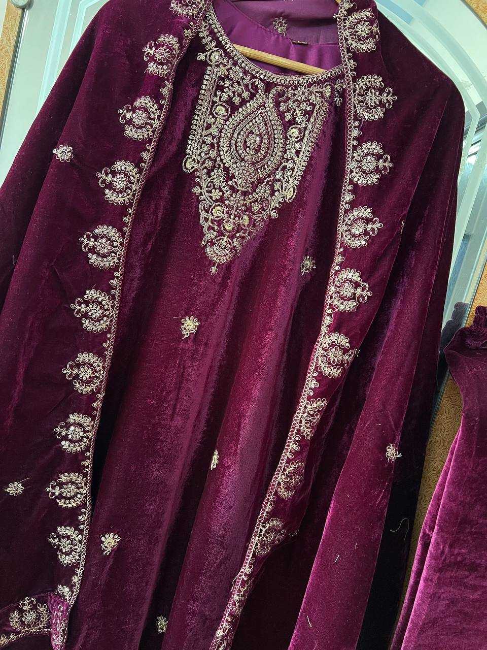 YNF VELVET  KESH399 3135 SUITS & DRESSES WHOLESAL EWEDDING EMBROIDERY  EID SUITS  MANUFACTURER- Kapda Export