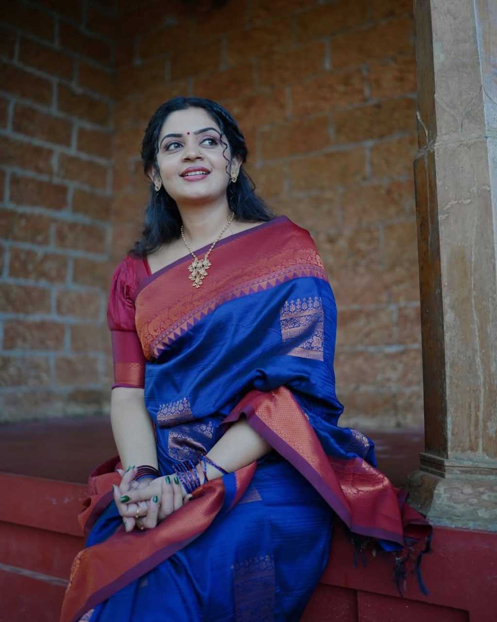 Ynf Banarasi Soft Silk RIN101 50162 Sarees Teej Sarees Festive Collections Wholesale Traditional Sarees Silk Sarees Festive Sarees Manufacturer- Kapda Export