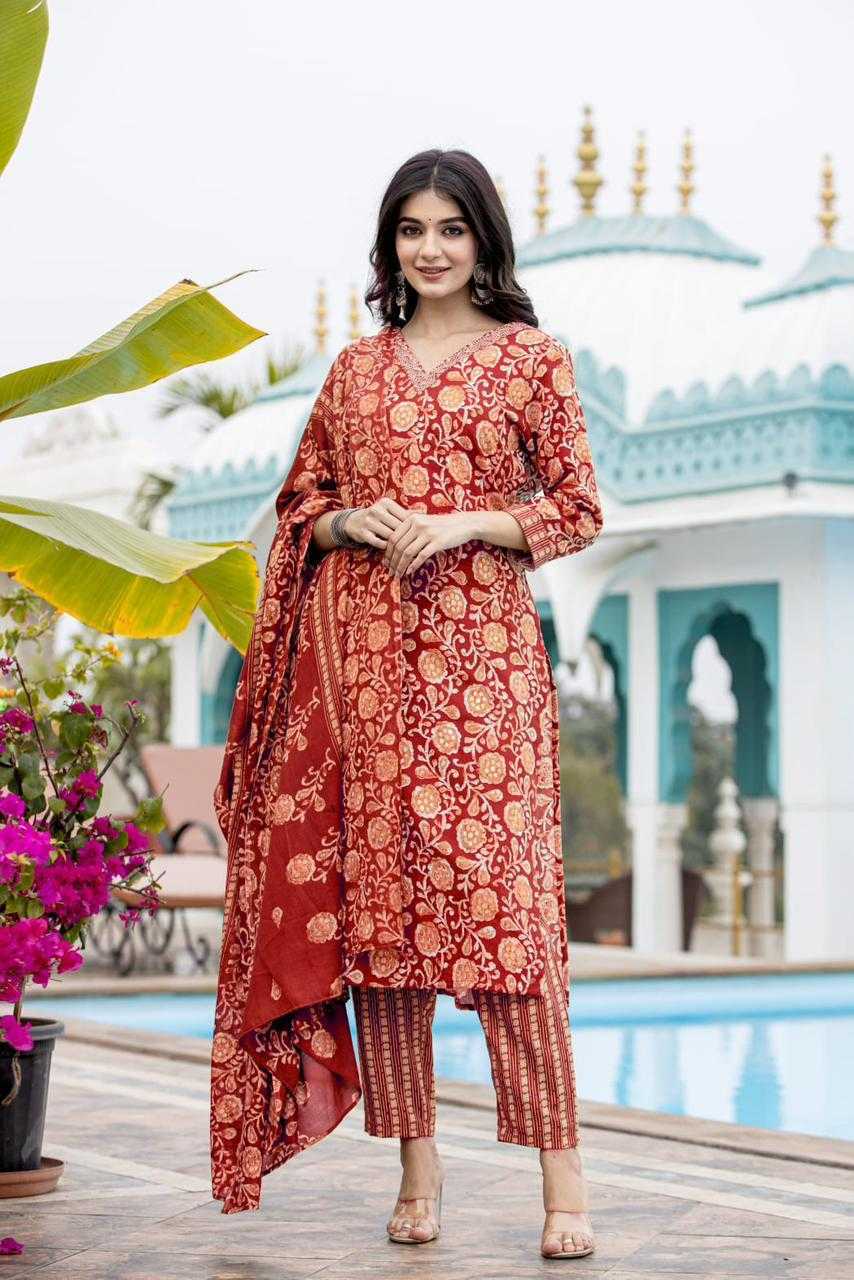 Ynf Cotton KESH443 NEW DESIGN 3PIC SET Kurti Wholesale Designer Kurtis Cotton Kurtis Kurtis With Pockets Manufacturer- Kapda Export