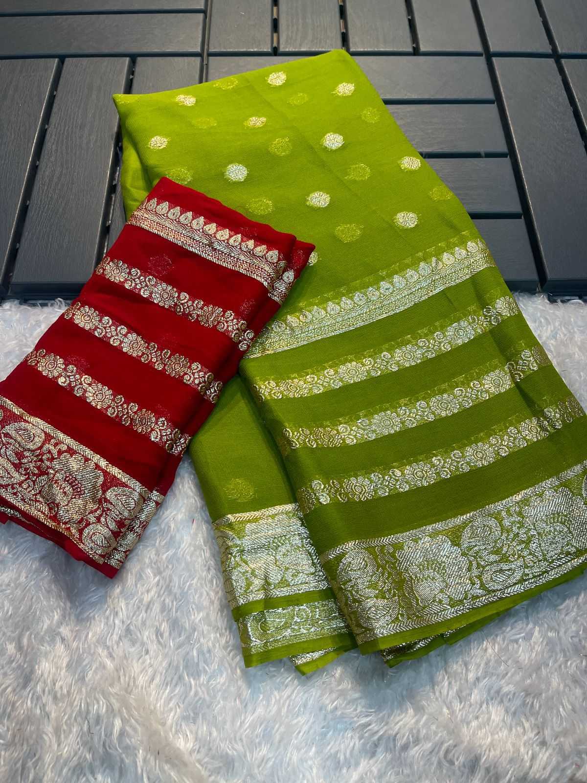 Ynf Viscouse Crushed Georgette RIN104 APE141 Sarees Wedding Collections Onam Sarees Wholesale Georgette Sarees Viscose Saree Festive Sarees Manufacturer- Kapda Export