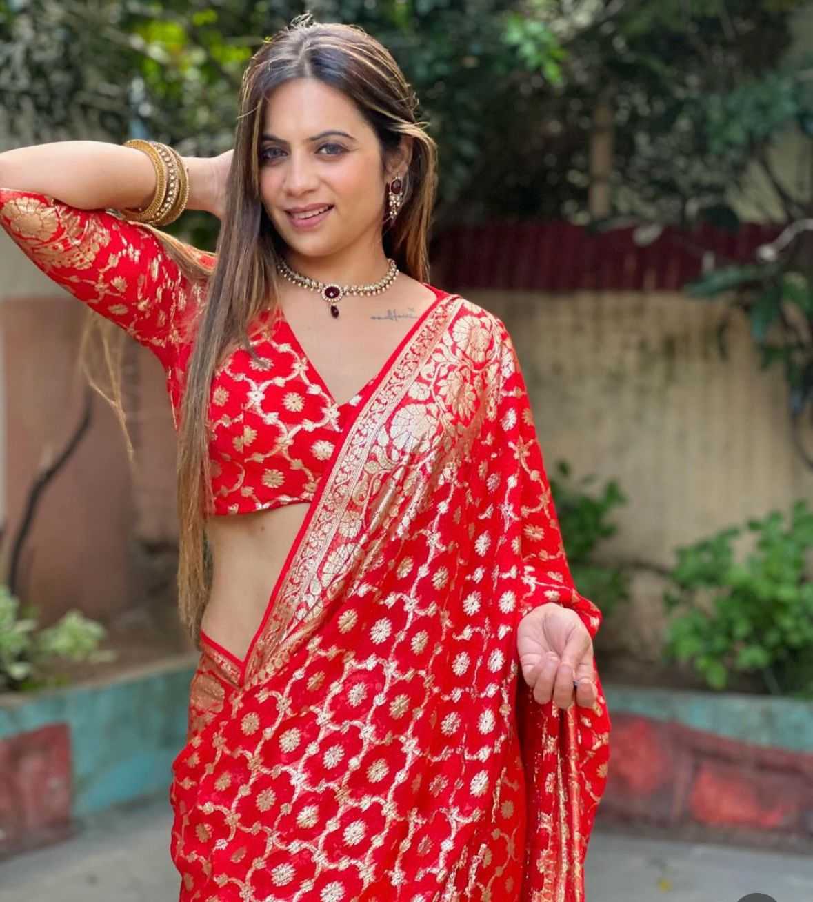 Ynf Viscouse Crushed Georgette RIN104 APE179 Sarees Karwa Chauth Sarees Festive Collections Wholesale Georgette Sarees Viscose Saree Holi Collections Manufacturer- Kapda Export