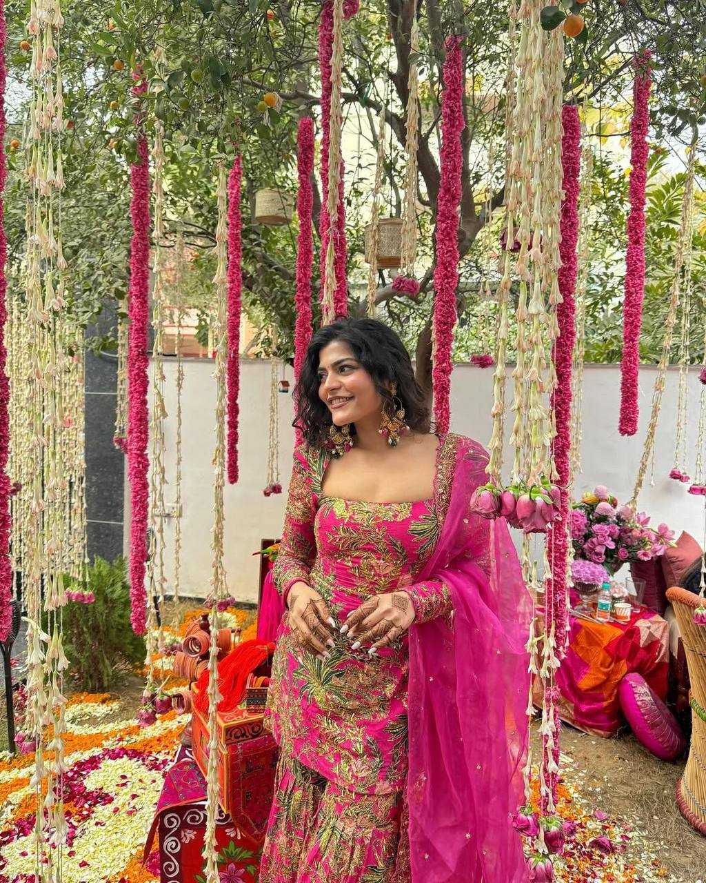 Ynf Chinon RIN141 1915 Suits & Dresses Wholesale Sharara Salwar Suits Embroidered Suits Fit And Flare Dresses Manufacturer- Kapda Export